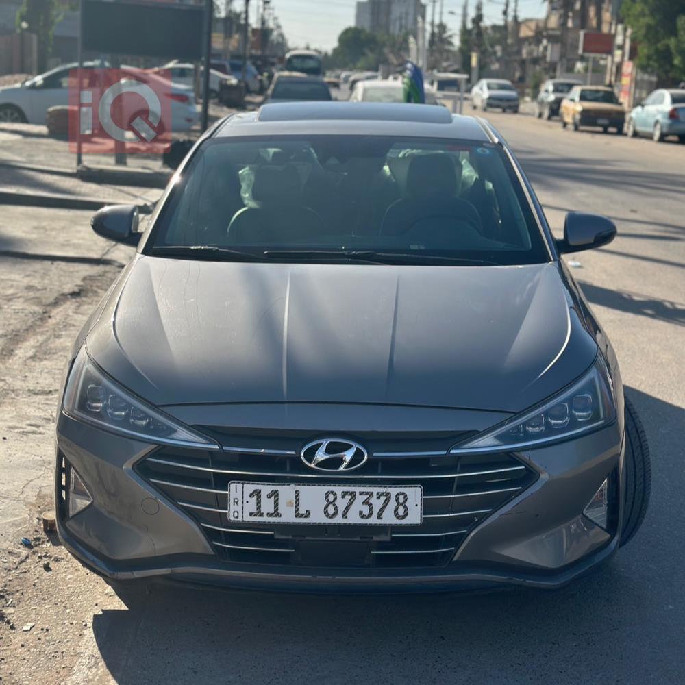 هیوندای ئەلەنترا